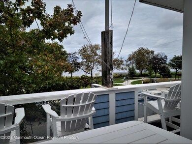 22 Myrtle Ave, Keyport, NJ 07735 - photo 3