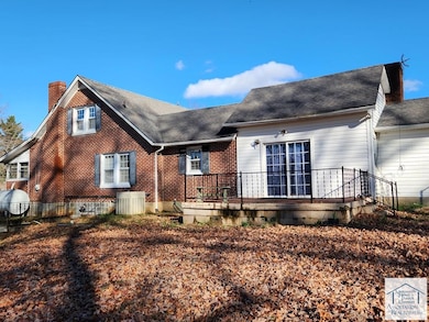 124 Collinstown Rd, Stuart, VA 24171 - photo 3