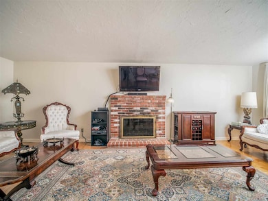 26 Hyacinth Dr, Nashua, NH 03062 - photo 7