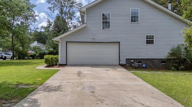 06-600 Dolphin Drive-5