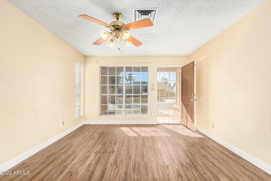 812 E Huber St, Mesa, AZ 85203 - photo 4