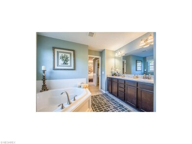 En Suite Master Bath - picture contains non-standa