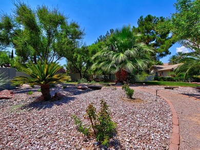 Mature front landscape - professionally designed s