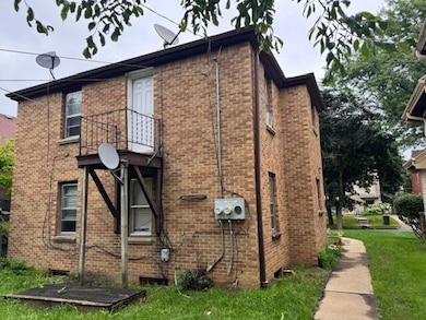 3287 N 49th St unit 3289, Milwaukee, WI 53216 - photo 4