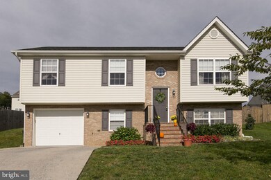 225 Aden Dr, Strasburg, VA 22657 - photo 2