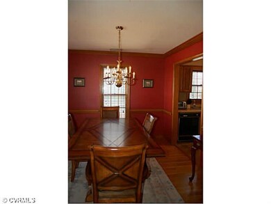 Dining Room - Triple window, crown and chair mould