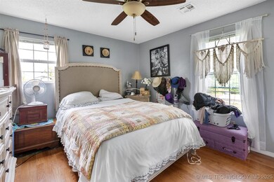 820 W 8th St, Claremore, OK 74017 - photo 6