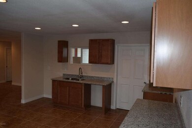 5738 W Pierson St, Phoenix, AZ 85031 - photo 4