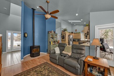 21104 Tall Mountain Cir, Bend, OR 97702 - photo 6