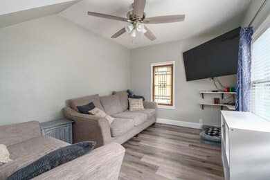 324 S Hamilton St, Marshall, MI 49068 - photo 3