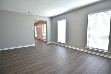 403 Gleneagles Dr, Friendswood, TX 77546 - photo 6