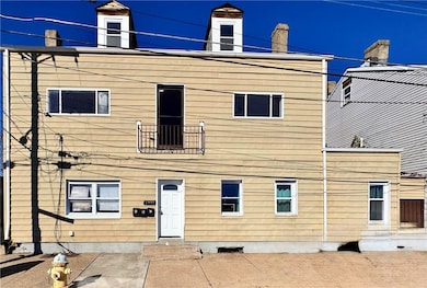 1332 Goettman St unit 2, Pittsburgh, PA 15212 - photo 3