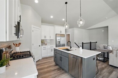 1760 Sherman Dr, Iowa City, IA 52240 - photo 4