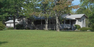 Home for Sale Birch Tree, MO (2)