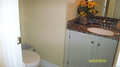 407 Oak Crest Dr unit 121, Clover, SC 29710 - photo 6