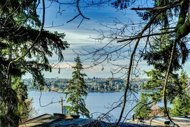 38 W Mercer Way, Mercer Island, WA 98040 - photo 2