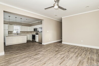 839 Perez St, San Antonio, TX 78207 - photo 4