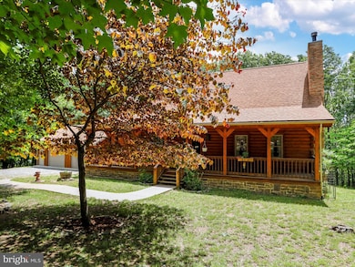 165 Round Top Ln, Berkeley Springs, WV 25411 - photo 2