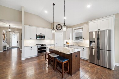 9158 Jade Way N, Lake Elmo, MN 55042 - photo 3