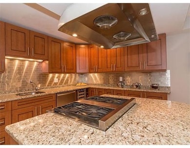 13 Worcester Square unit 15, Boston, MA 02118 - photo 4