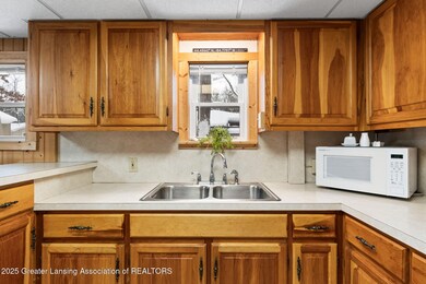 103 Saginaw Legion Dr, Roscommon, MI 48653 - photo 7