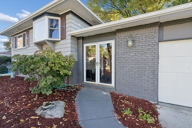 6115 Lerner Way, Lansing, MI 48911 - photo 3