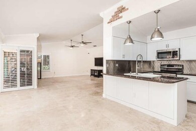 Must See Property-small-016-12-Dining an