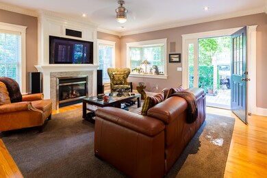 19PriscillaAldenRd-20-PTown-w
