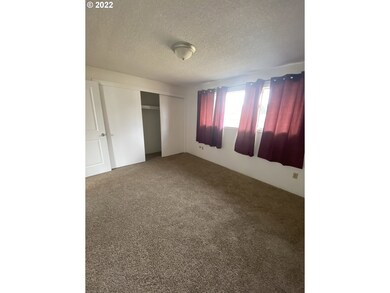 314 NE Faulconer St, Sheridan, OR 97378 - photo 5