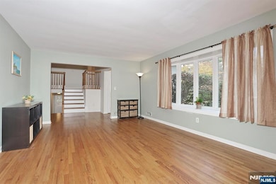787 Schaefer Ave, Oradell, NJ 07649 - photo 5