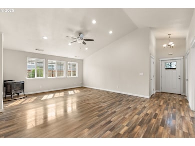 1219 Taney St, Eugene, OR 97402 - photo 5