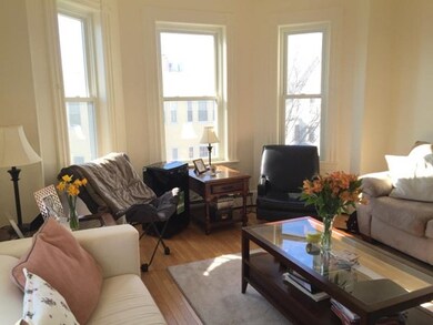 518 Putnam Ave unit 10, Cambridge, MA 02139 - photo 2