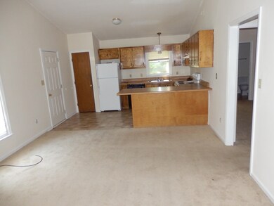 113 Windsor Ct, Jacksonville, NC 28546 - photo 6