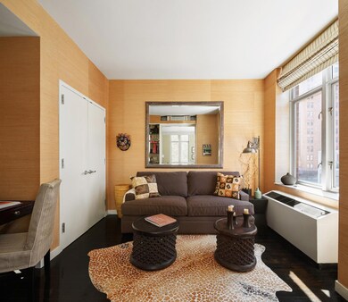 201 W 17th St unit 4C, New York, NY 10011 - photo 4
