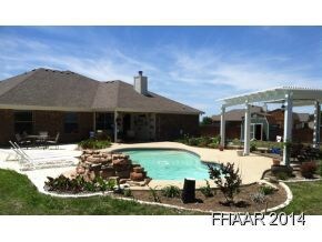 3282 Logsdon St, Copperas Cove, TX 76522 - photo 2