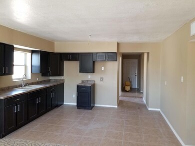 7903 San Paulo Dr, El Paso, TX 79915 - photo 6