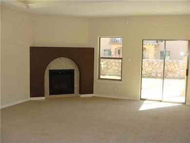 13766 Paseo Las Nubes Dr, El Paso, TX 79928 - photo 6