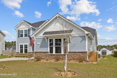 260 E Red Head Cir, Sneads Ferry, NC 28460 - photo 3