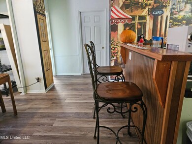 Dining Area-Pantry