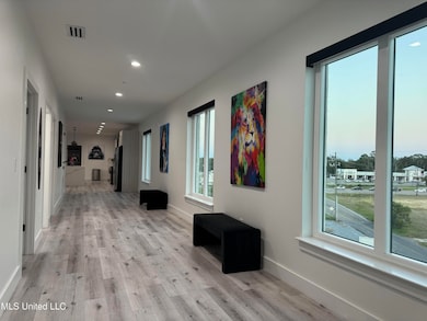 1302 Magnolia St unit B301, Gulfport, MS 39507 - photo 7
