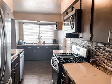 1711 Opossum Cir, Horizon City, TX 79928 - photo 7