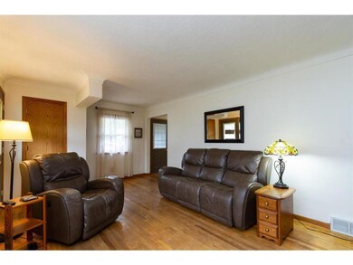 1400 E 29th St, Des Moines, IA 50317 - photo 3