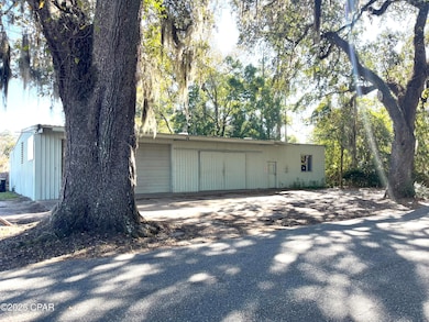 13 S S Bolivar St, Chattahoochee, FL 32324 - photo 3