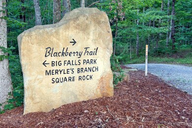 Big Falls Park Trailhead