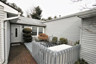 10 long front walkway and deck