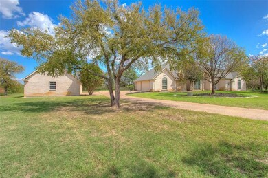 148 Arapahoe Ridge, Weatherford, TX 76087 - photo 2
