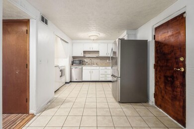 [006] 655 Cherry Ridge Rd, Columbus, OH