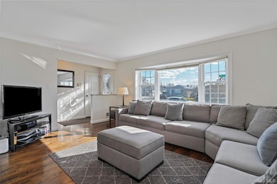 91-03 156th Ave, Jamaica, NY 11414 - photo 6