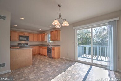 302 Briar Ridge Cir, Enola, PA 17025 - photo 4