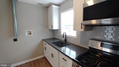 247 Cabbel Dr, Manassas Park, VA 20111 - photo 7